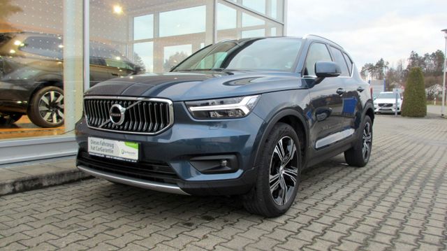 Volvo XC40 T4 AWD INSCRIPTION +AHK+PDC+ESITZ+BLIS+ACC+