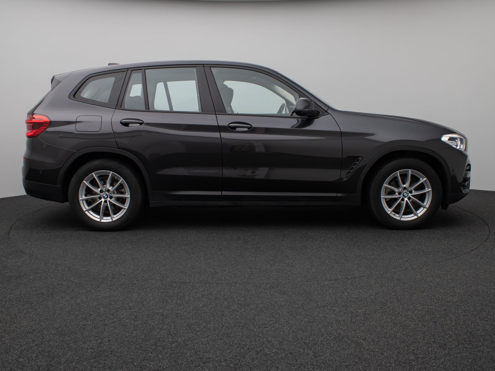 Fahrzeugabbildung BMW X3 xD20d 360°HUD DAB HiFi AHK Komfort Alarm LED