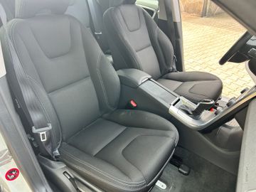 Volvo XC60 - 10