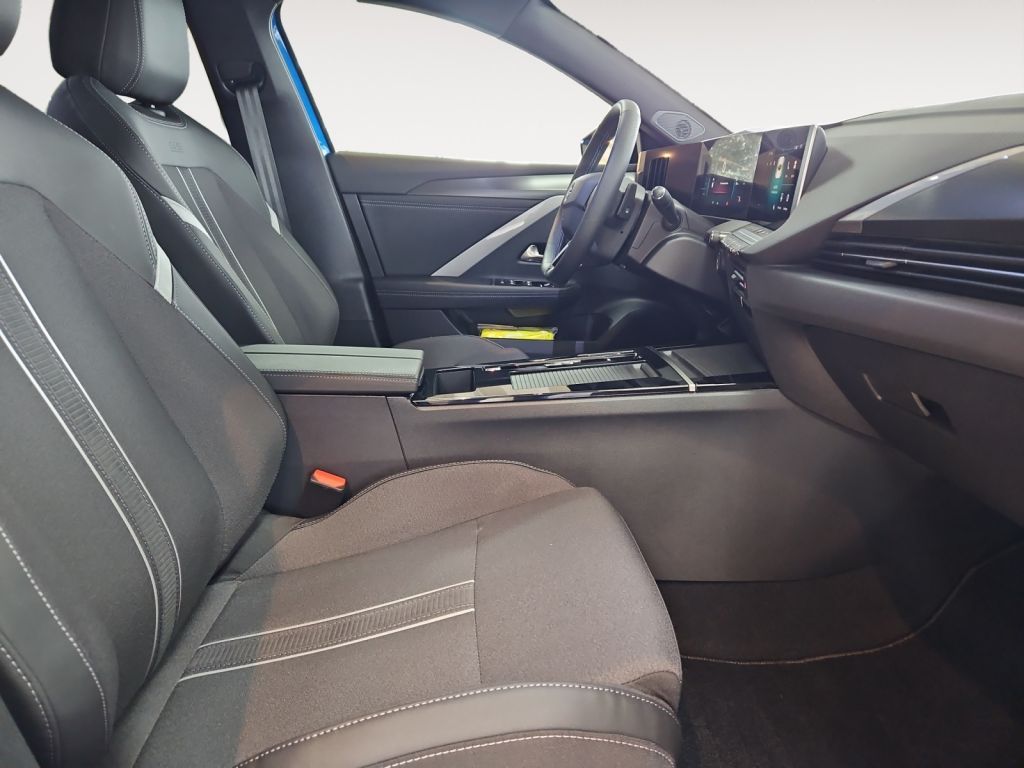 Fahrzeugabbildung Opel Astra Sports Tourer 1.2 Turbo Hybrid 48 V GS (L)