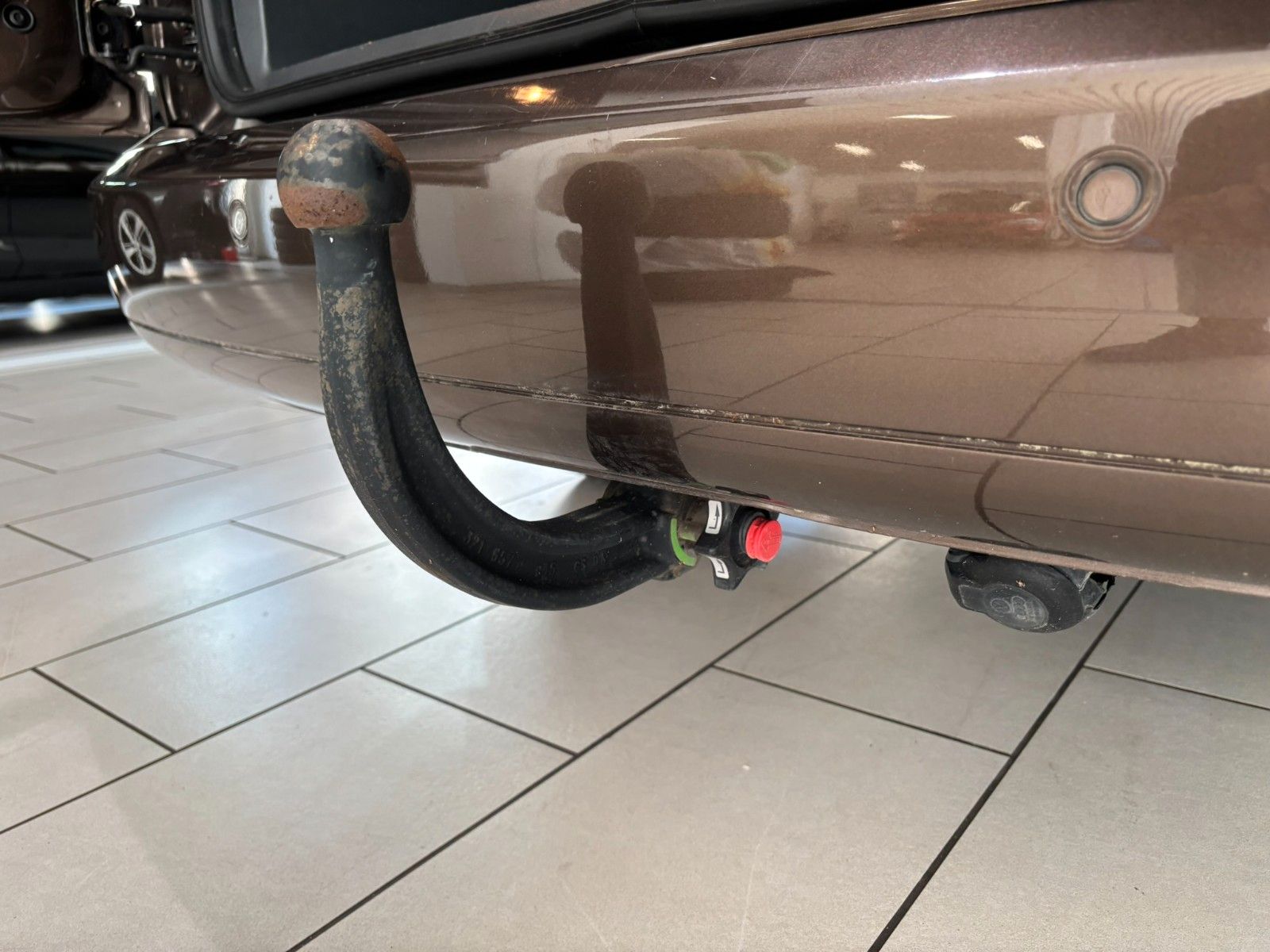 Fahrzeugabbildung Volkswagen Caddy 1.6D Kombi Maxi Trendline AHK/7-SITZER/PDC