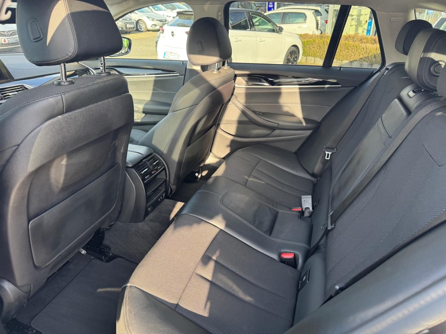 BMW 520 i Sport Line Touring Park-Assistent Luftfede, миниатюра 13