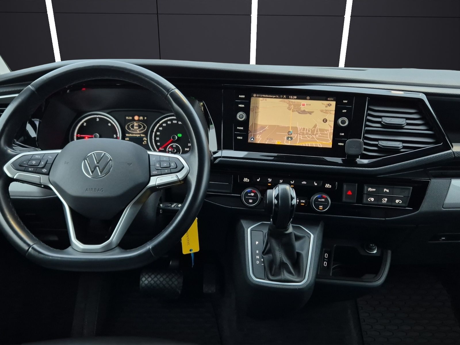 Fahrzeugabbildung Volkswagen T6 Multivan T6.1 TDI Gen-Six DSG Standhzg LED AH