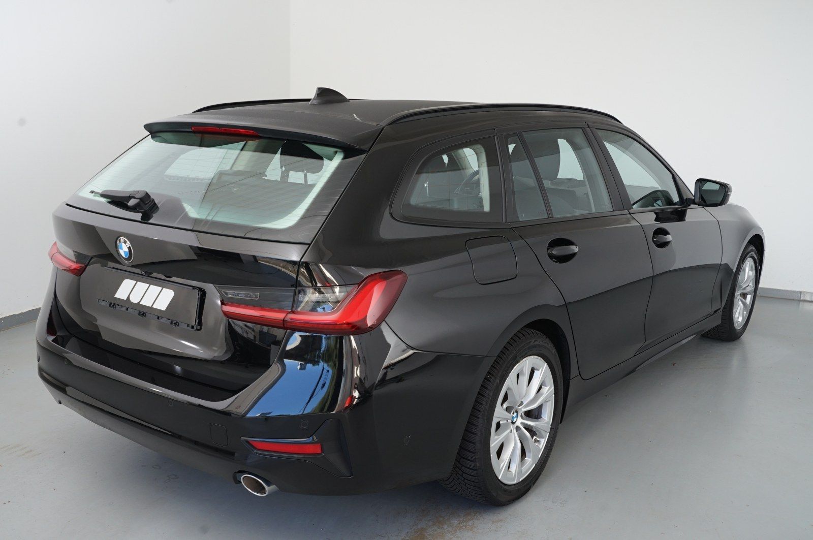 BMW 318d Touring (Advantage Navi LED WLAN PDC) imagem 3