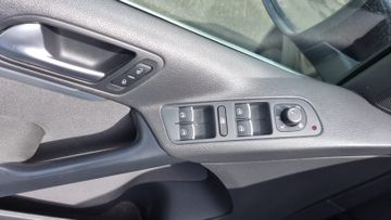 Volkswagen Tiguan - 11