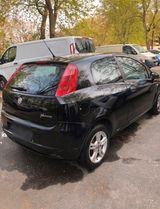Fiat Punto 1,2 Benziner  EZ. 2009 - Fiat Punto in Hamburg