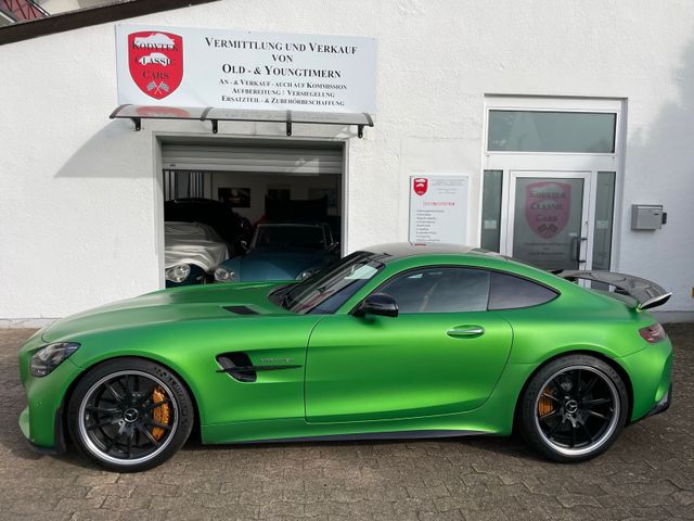 Mercedes-Benz AMG GT R Coupe