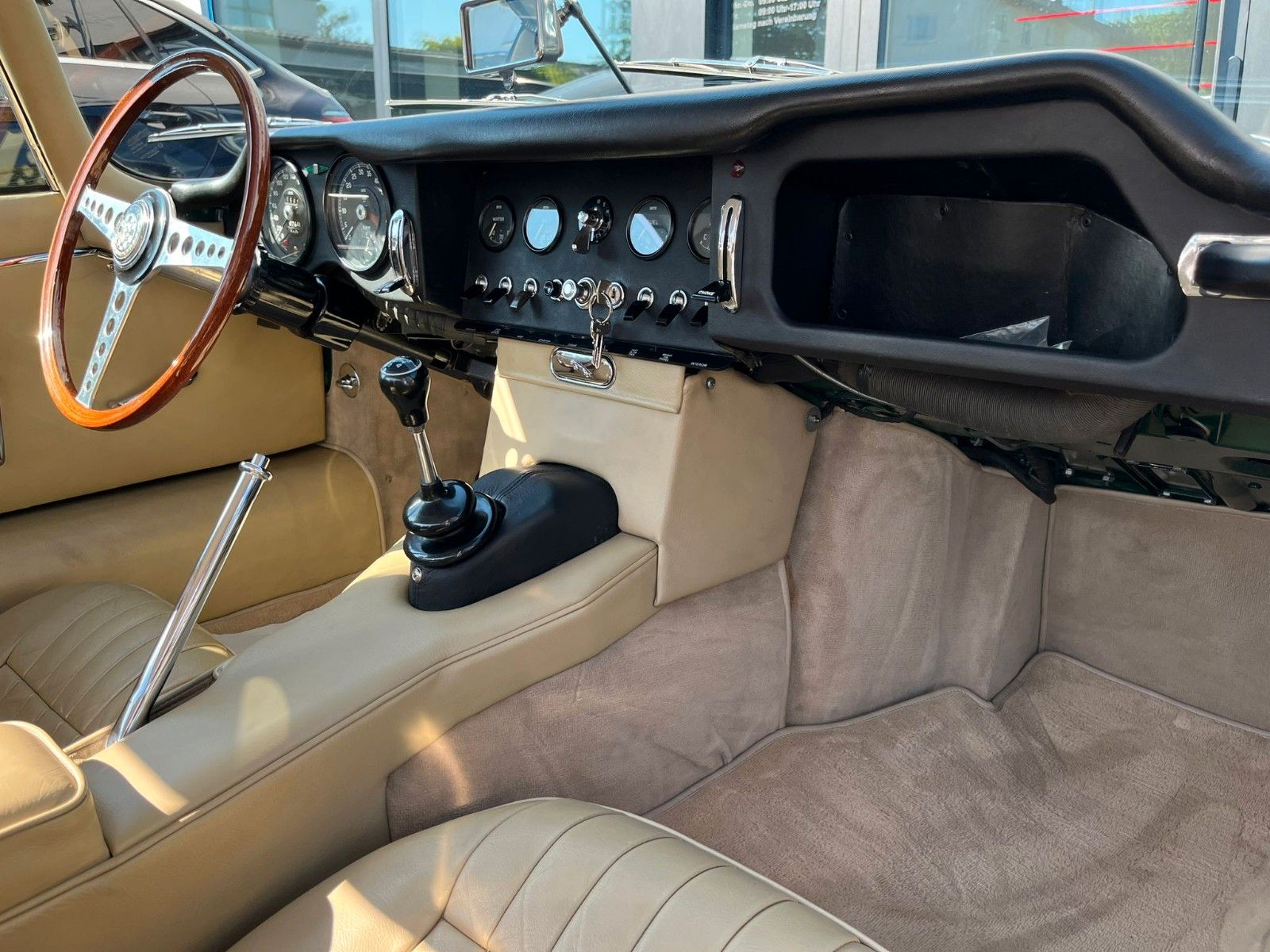 Fahrzeugabbildung Jaguar E-Type 3.8 OTS Serie 1 Cabriolet*Gut+*