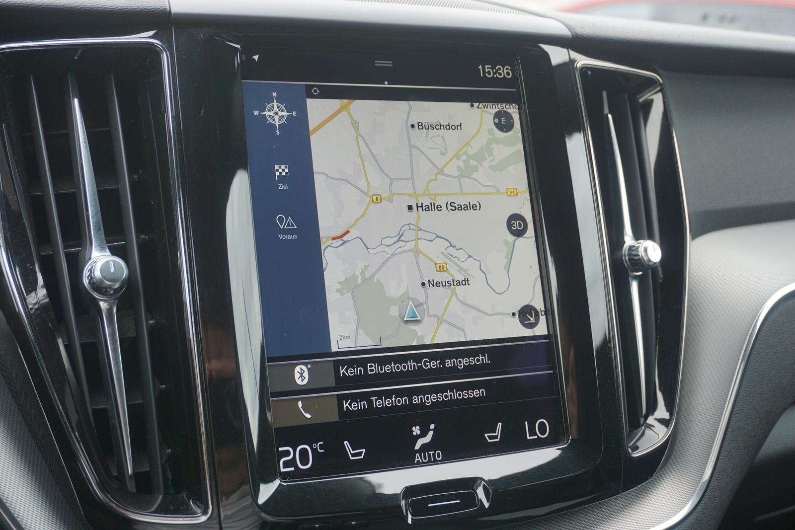 Volvo XC60 2.0 R Design AWD AHK Kamera Keyless Navi foto 15