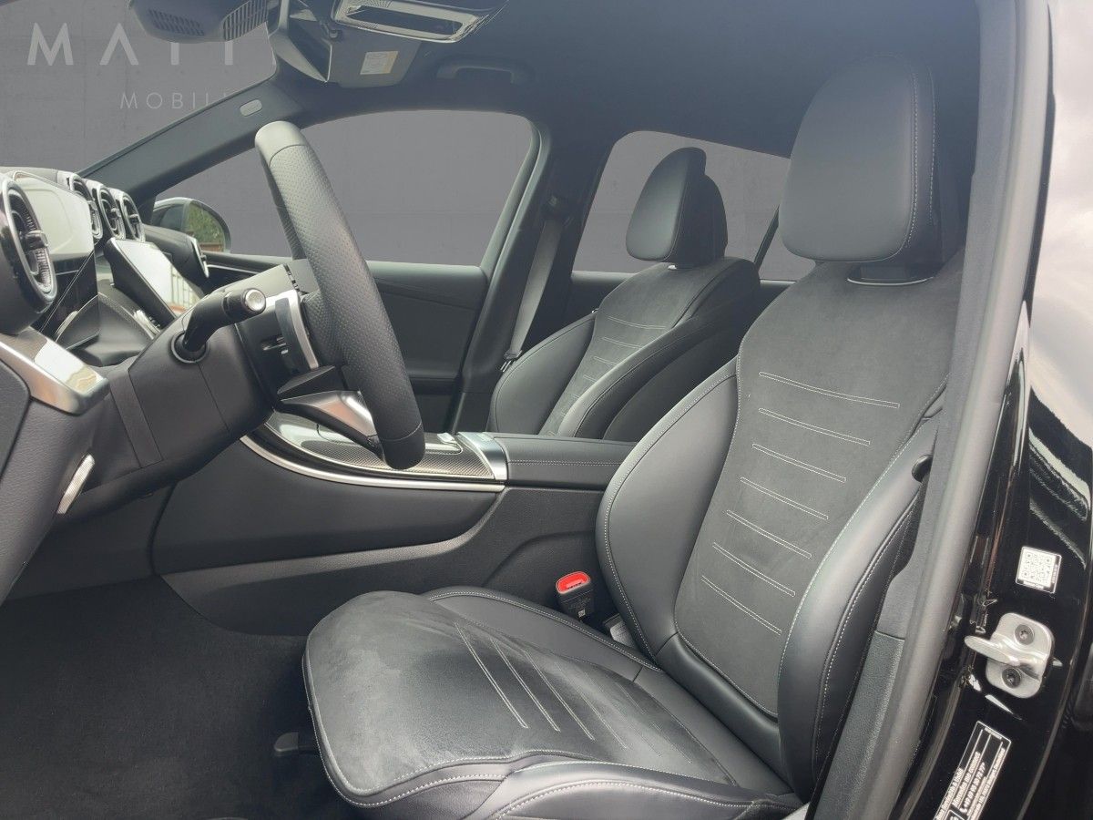 Fahrzeugabbildung Mercedes-Benz GLC 300 d 4M AMG/Night/Kamera/Digital-Light/AHK