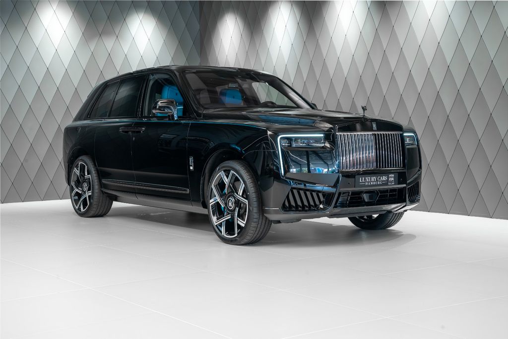 Cullinan BLACK BADGE 2027 BLACK/ TIFFANY 4 SEATS - Bild 1