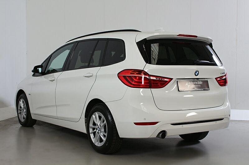 BMW 218i Gran Tourer Sport Line 7-Sitze Navi LED HuD