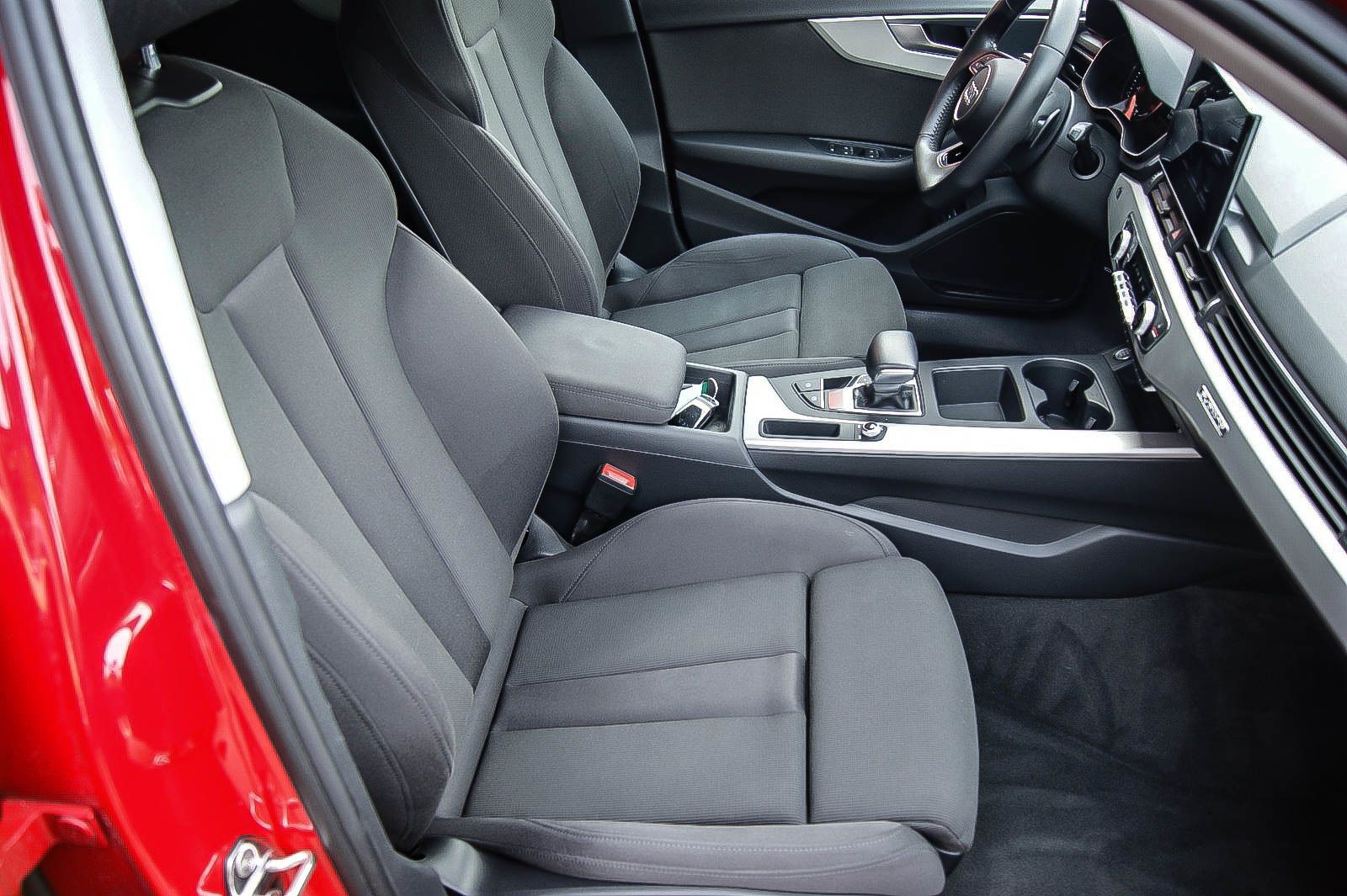 Fahrzeugabbildung Audi A4 Avant 45 TDI 3.0 V6 quattro advanced 1.HAND