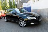 Volvo V70 Linje Svart // AHK/Navi/Xenon/Leder/Volvo-SH - Volvo V70: Allradantrieb