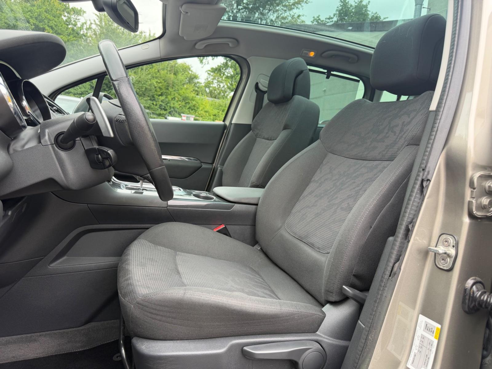 Peugeot 3008 1.6 HDI Allure Automatik Panorama Tempomat