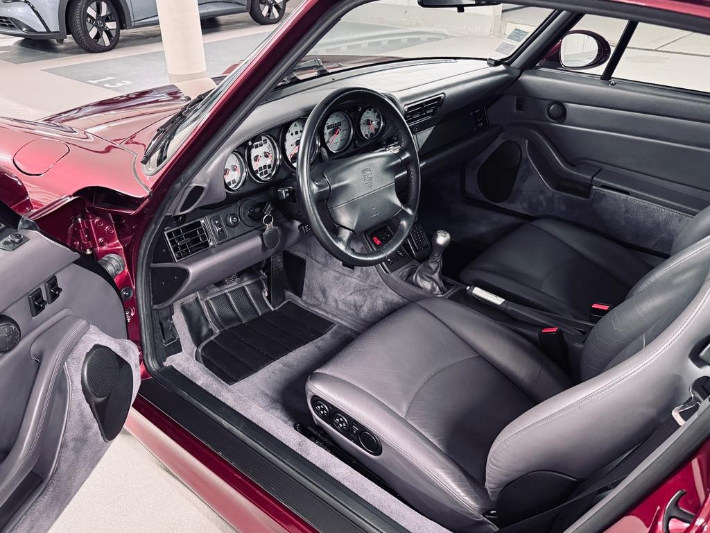 Porsche 993