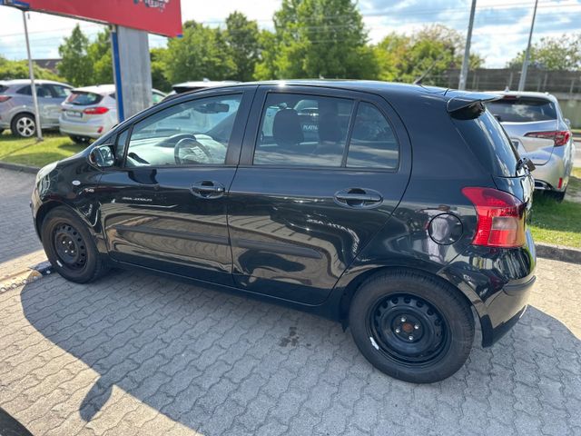 Toyota Yaris Sol