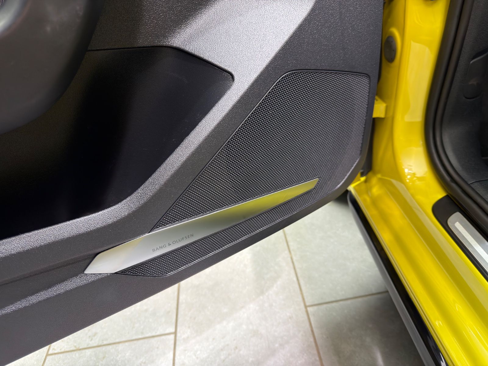 Fahrzeugabbildung Audi A1 Sportback 40 TFSI edition one|3xS-LINE|DSG|