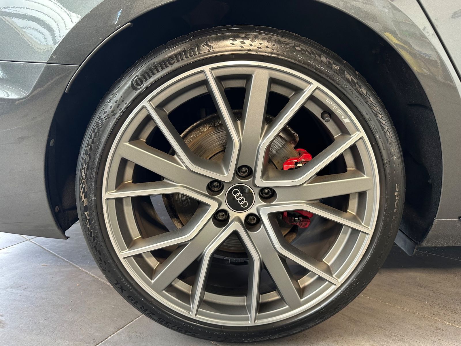 Fahrzeugabbildung Audi A4 40 TDI S-Line Black NAV+LED+PANO+AHK+KAM
