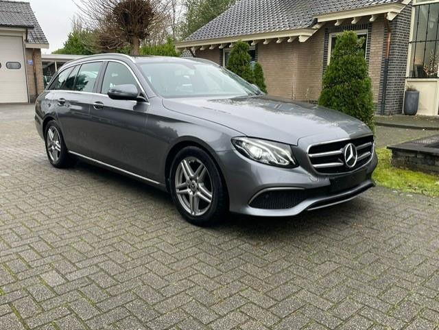 Mercedes-Benz E 200 Estate d AVANTGARDE NAVI kamera LED WIDESC