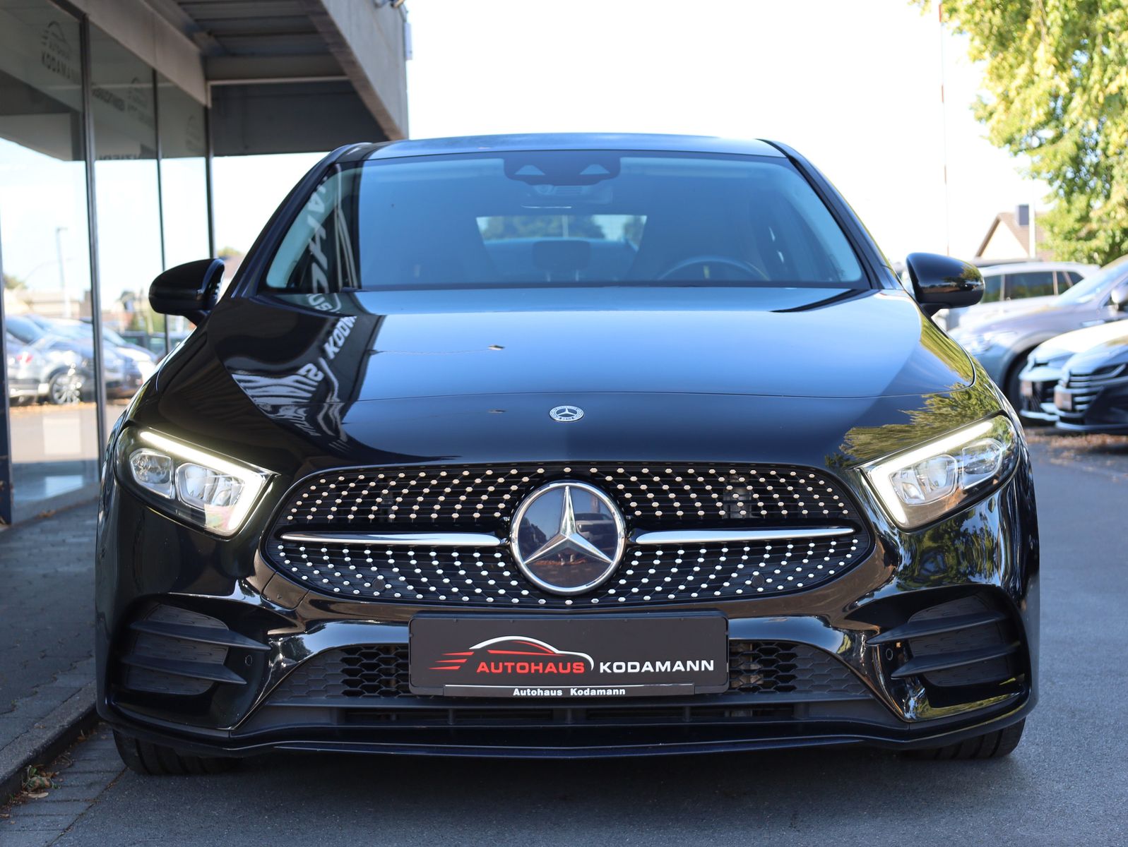 Mercedes-Benz A 200 A 200d AMG Line Kamera Ambiente NightPaket foto 4