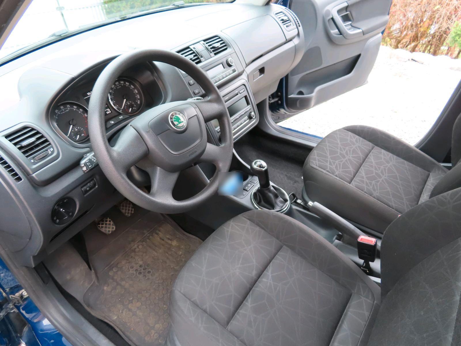 Skoda Fabia 2012 — photo 13