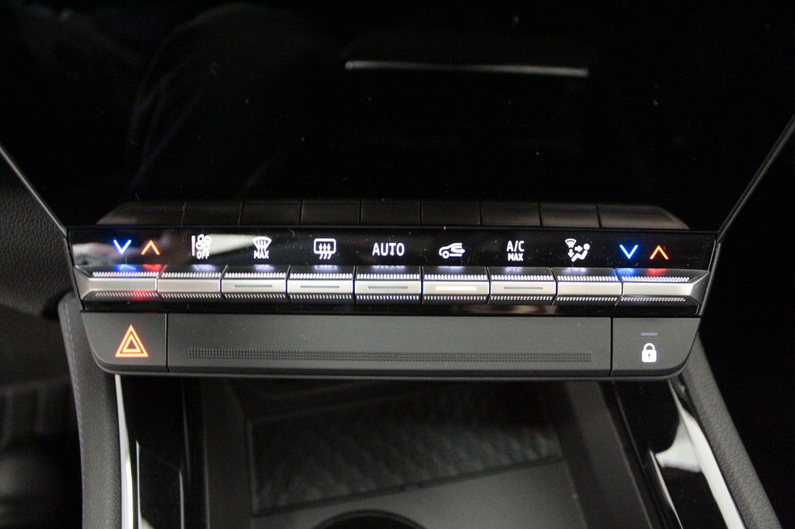 Fahrzeugabbildung Renault Austral Mild Hybrid 160 Iconic Esprit Alpine Aut