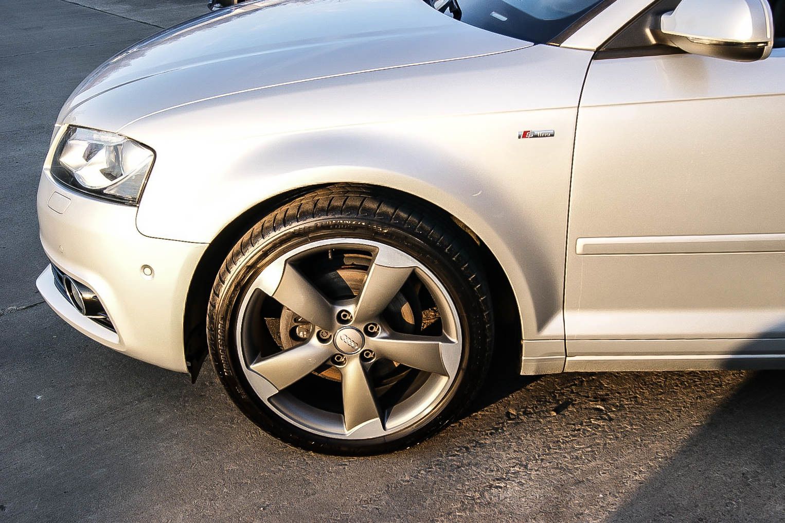 Fahrzeugabbildung Audi A3 Sportback 20TDI S-LINE DSG XENON NAVI SPORT