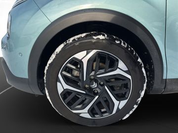 Citroën C4 Shine PT 130 EAT8 Navi+HUD+RFK+Carpaly+LM