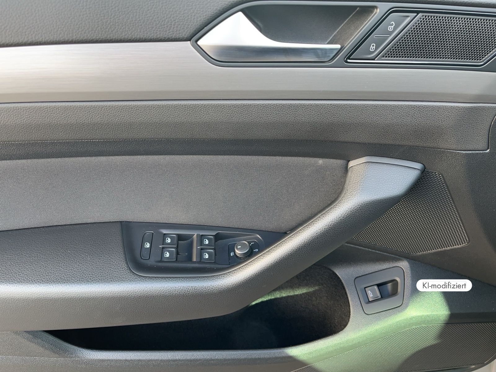 Volkswagen Passat Variant - Bild 14