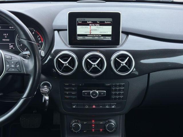 Mercedes-Benz B 180 7G-DCT Automatik *Garantie*