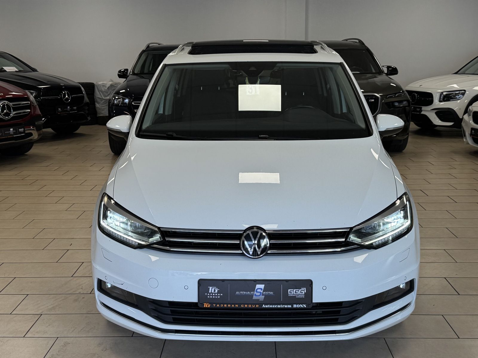 Volkswagen Touran Pano*AHK*LED*ACC*Navi*CarPlay*W-Paket*1H imagem 2