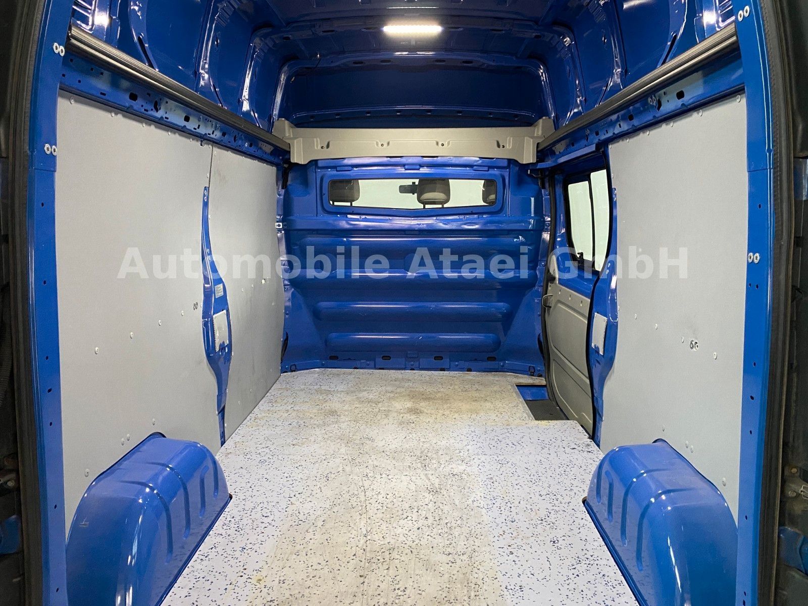 Fahrzeugabbildung Opel Vivaro L2H2 2,9t Automatik Camper STANDHEIZ 2234