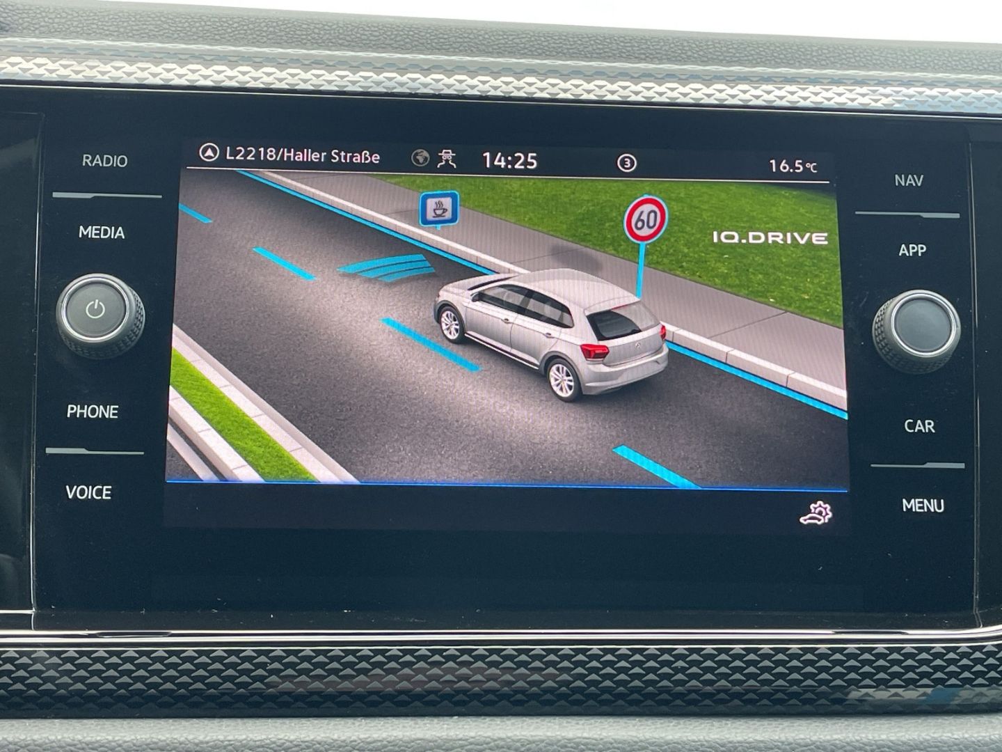 Polo 1.0 TSI DSG Active Kamera/Keyless/Navi/LED/