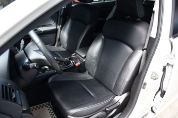 Subaru Impreza - 11