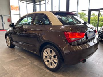 Audi A1 ambition *BI-XENON*PDC*KLIMAAUT*SZHZ*ALU*