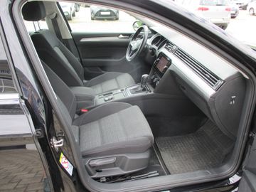 Volkswagen Passat Variant - 10