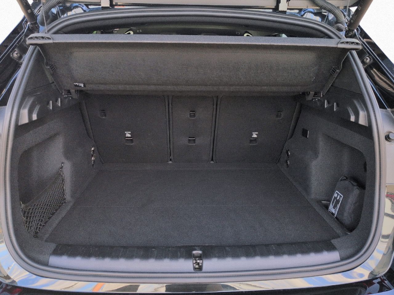 BMW iX1 - Bild 19