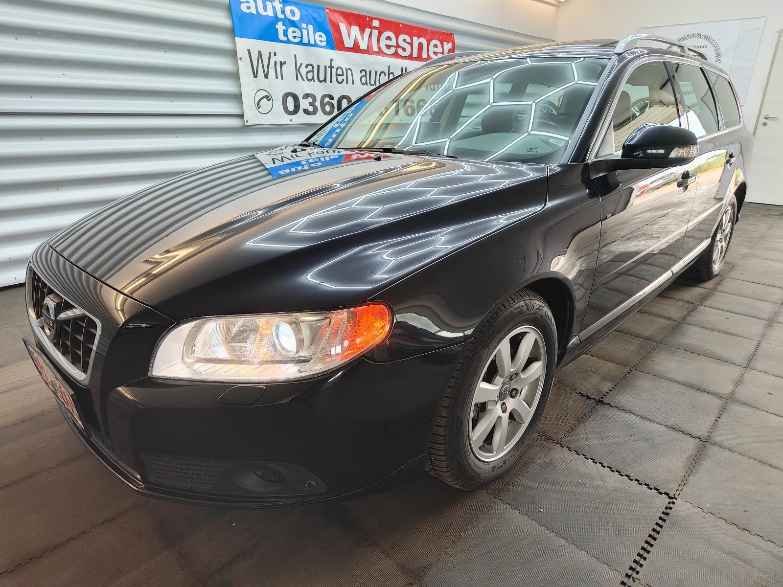 Volvo V70 Kombi Summum Vollleder Xenon
