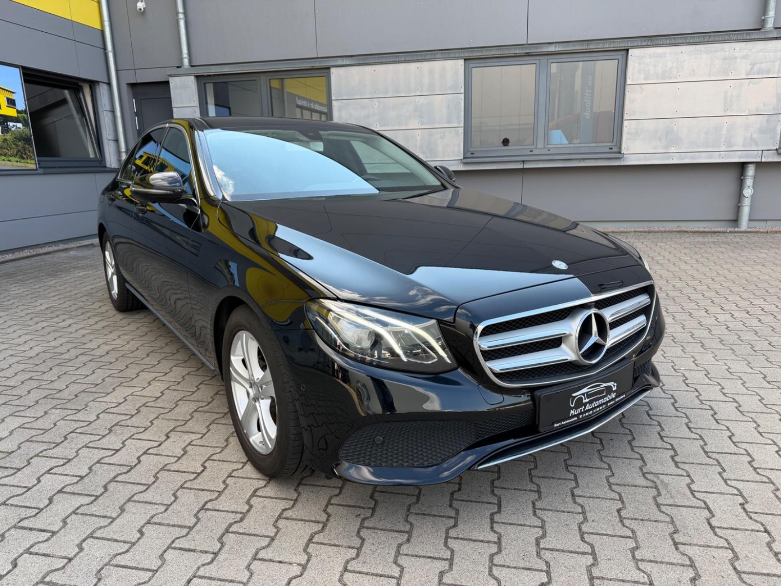 Mercedes-Benz E 220 d/AUTOMATIK/LED/LEDER/SHZ/NAVI/KAMERA