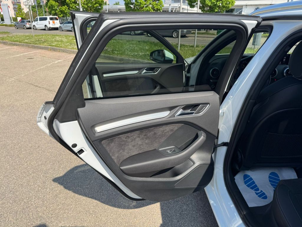 AUDI A3 35