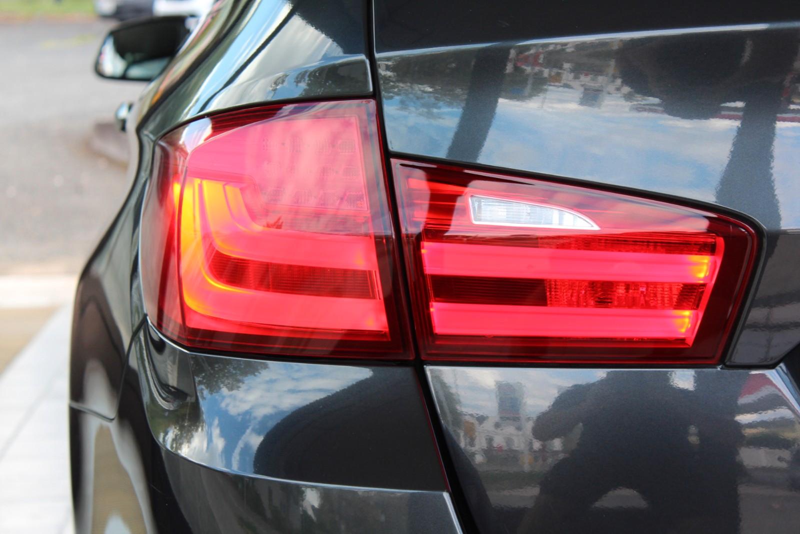 BMW 530 d Touring 245 ch • Boîte auto • 1ère Main - Cuir Dakota • Attelage • Bi-Xénon
