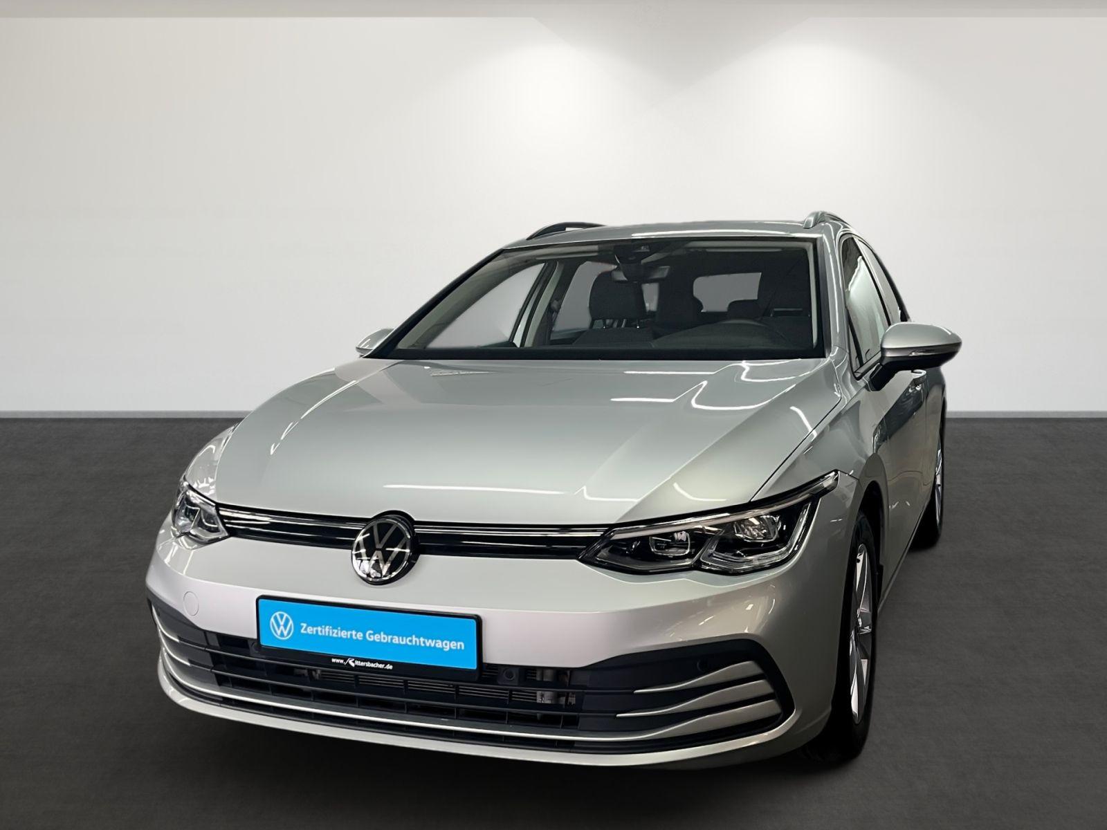 Volkswagen Golf VIII Variant 1.5 eTSI Life DSG Navi LEDPlus