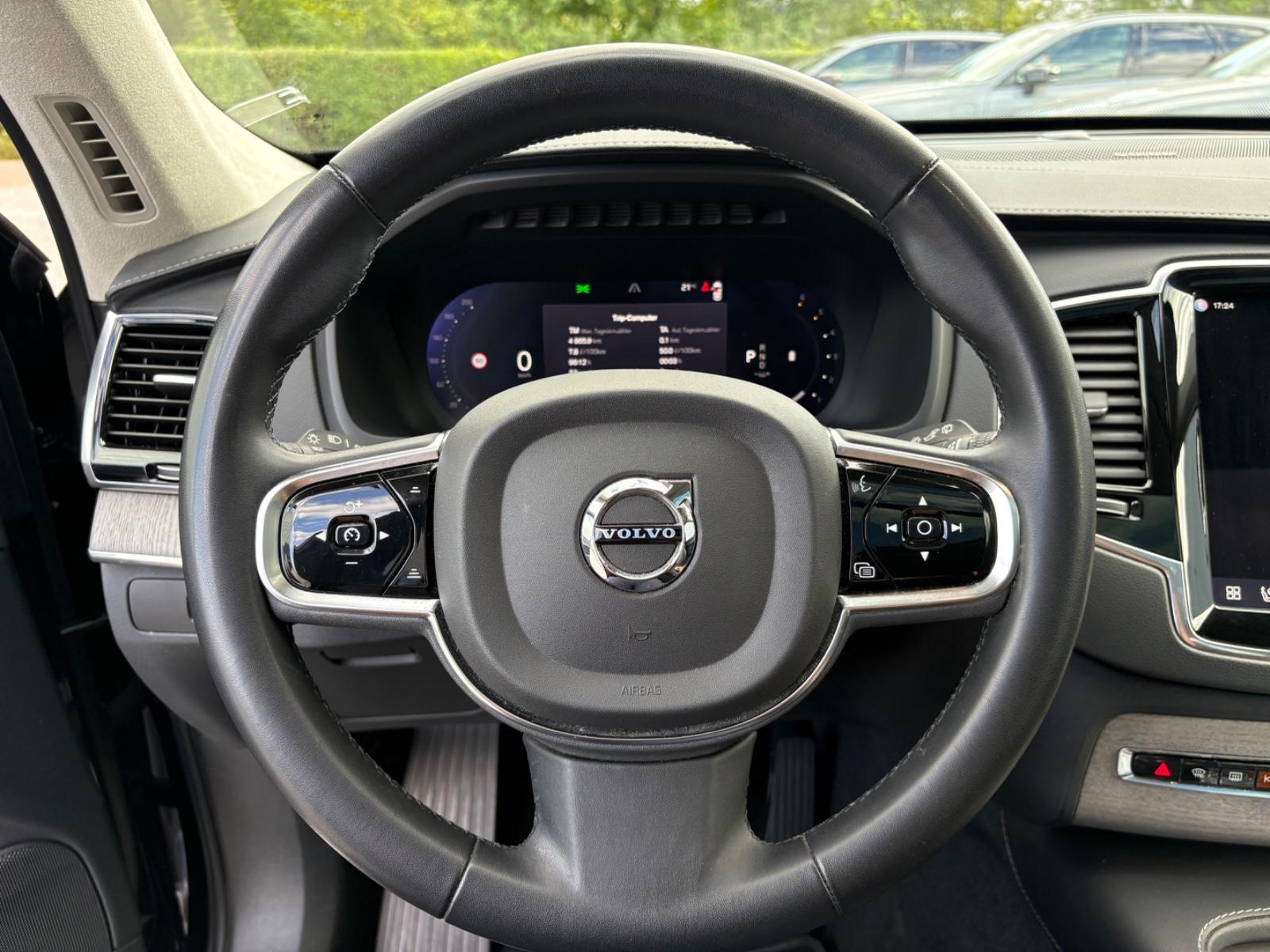 Volvo XC90 B5 ULTIMATE BRIGHT AWD -LUFT-AHK-7SITZER-