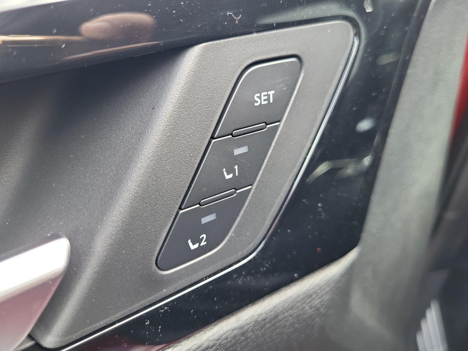 Mitsubishi Outlander 2.4 PHEV 4WD Top -PANO/Leder/HUD