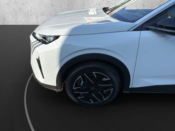 Peugeot 3008 Allure 145 Hybrid Kam.+KeyLess+LED+SHZ+PDC