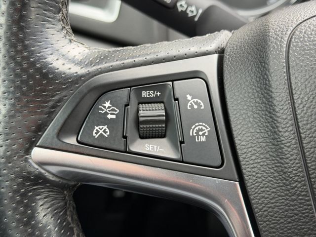 Opel Astra GTC J 2.0 CDTI °Bi-Xenon°SHZ°PDC°AAC°