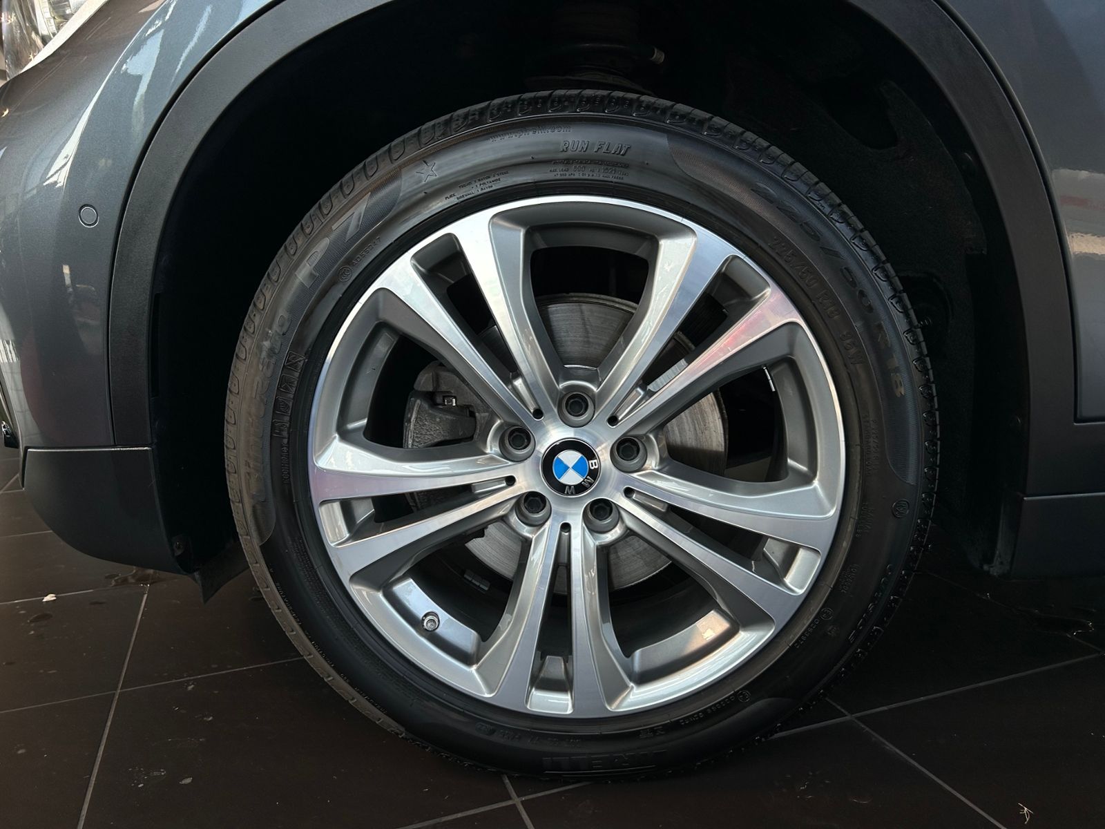 Fahrzeugabbildung BMW X1 xDrive 18 d Sport Line RFK LED ALU