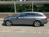 Mercedes-Benz E 220 d T Autom. - Avantgarde Multibeam 360 Grad - gebrauchte Mercedes-Benz E 220 aus dem Jahr 2017