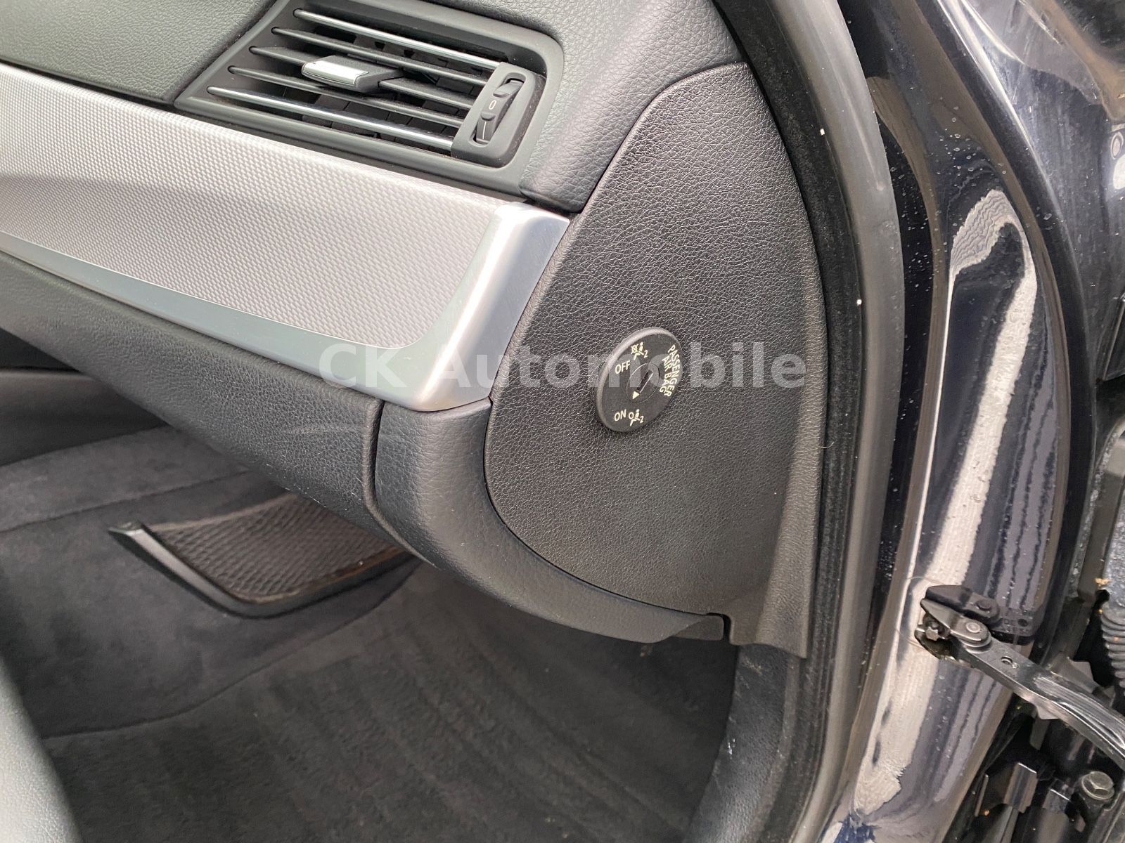 Fahrzeugabbildung BMW 530 d Touring M Sport/Navi/Leder/Pano/Bi-Xenon